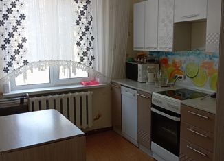 Продается 2-комнатная квартира, 50.8 м2, Саянск, Центральный микрорайон, 4