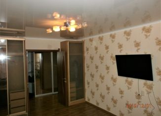 Сдам 1-ком. квартиру, 40 м2, Пятигорск, улица Нежнова, 67/1