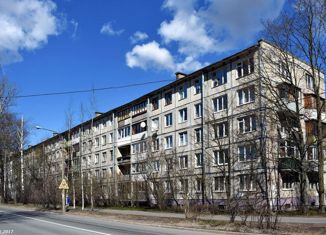 Продам 3-комнатную квартиру, 50.4 м2, Санкт-Петербург, муниципальный округ Пискарёвка, улица Верности, 52