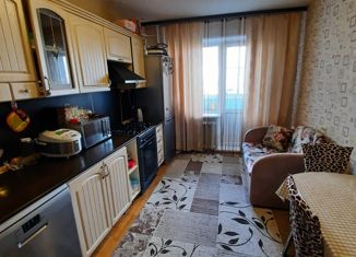 Продаю трехкомнатную квартиру, 77 м2, Орёл, микрорайон Пробуждение, улица Емлютина, 8