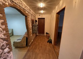 Сдается в аренду 3-комнатная квартира, 60 м2, Ишимбай, улица Чкалова, 24