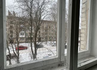 Продам 2-ком. квартиру, 43 м2, Кингисепп, посёлок Касколовка, 3