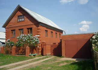 Дом на продажу, 200 м2, село Пугачево, улица Чапаева, 131