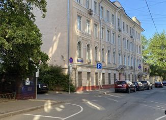 Продается 3-ком. квартира, 105.2 м2, Москва, Дегтярный переулок, 15к1