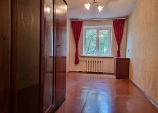 Продажа 2-комнатной квартиры, 43.7 м2, Абакан, улица Крылова, 37