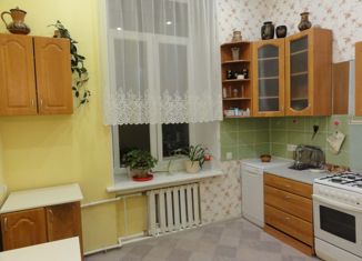 Сдача в аренду 2-комнатной квартиры, 75 м2, Санкт-Петербург, Гагаринская улица, 3, метро Чернышевская