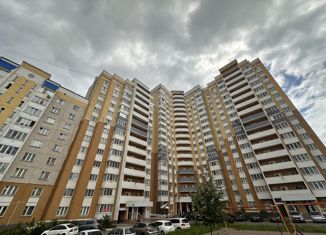 Продам 3-комнатную квартиру, 85.9 м2, деревня Жилина, улица Генерала Лаврова, 6