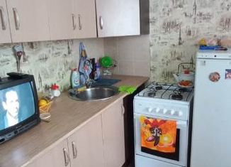 Продается 1-комнатная квартира, 33 м2, рабочий посёлок Ракитное, улица 50 лет Победы, 11