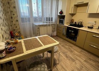 Продам 2-комнатную квартиру, 54.6 м2, посёлок Ува, улица Чкалова, 93