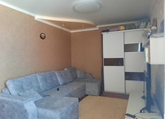 Продажа 2-ком. квартиры, 58.8 м2, село Киргиз-Мияки, улица Чапаева, 2/3