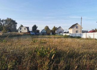 Продаю участок, 10 сот., деревня Петровское, Школьная улица, 42