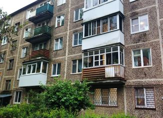 Продажа двухкомнатной квартиры, 44 м2, Смоленск, улица Румянцева, 3