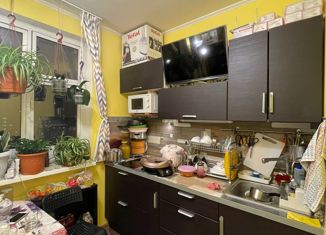 Продам 1-ком. квартиру, 38 м2, Москва, Белореченская улица, 38к1, метро Братиславская