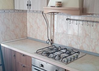 Продается двухкомнатная квартира, 50 м2, Воскресенск, улица Победы, 6