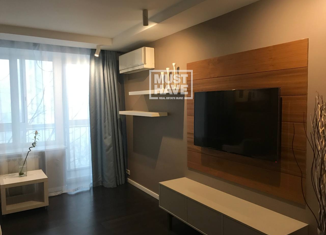 Продаю двухкомнатную квартиру, 41.7 м2, Москва, улица Плющиха, 33, улица Плющиха