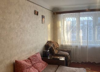 Продается 3-комнатная квартира, 60 м2, Омская область, Заозёрная улица, 12