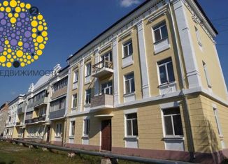 Продаю четырехкомнатную квартиру, 66.8 м2, Уссурийск, Ленинградская улица, 52