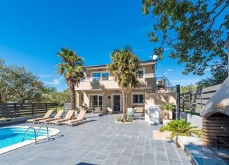 Дом на продажу, 220 м2, село Весёлое, улица Мира, 127