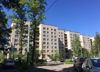 Комната на продажу, 184 м2, Санкт-Петербург, улица Ушинского, 3к2, муниципальный округ № 21