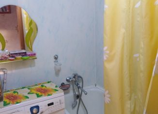 Продаю 3-комнатную квартиру, 60.3 м2, Петропавловск-Камчатский, проспект Циолковского, 15