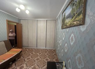 Продам 1-комнатную квартиру, 28 м2, Омск, улица Блюхера, 30