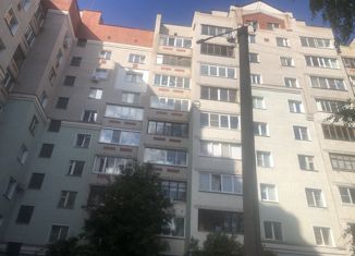 Продается 2-ком. квартира, 60 м2, Киров, Ульяновская улица, 20, Ленинский район