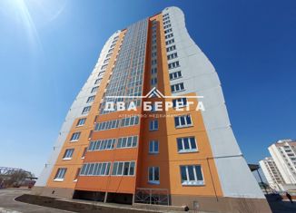 Продаю однокомнатную квартиру, 53 м2, Омск, улица Леонида Маслова, 3, ЖК Регата