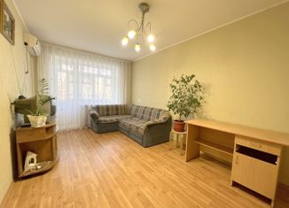 Продам 1-ком. квартиру, 31 м2, Волгоград, улица им. Циолковского, 21, Ворошиловский район