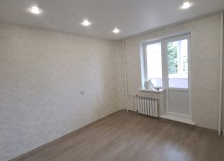 Продам 3-комнатную квартиру, 62.3 м2, Псковская область, Инженерная улица, 62А