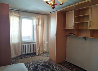 Продам 3-ком. квартиру, 47.8 м2, Радужный, 3-й микрорайон, 6