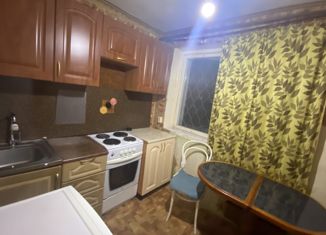 Продам 2-комнатную квартиру, 45.7 м2, Москва, улица Чечулина, 18, улица Чечулина