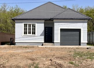 Продам дом, 106.7 м2, село Нежинка, Просторная улица