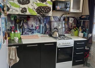 Продам двухкомнатную квартиру, 51.7 м2, Родники, микрорайон Машиностроитель, 12