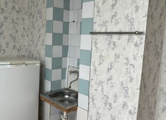 Продам двухкомнатную квартиру, 42 м2, Кингисепп, улица Жукова, 8