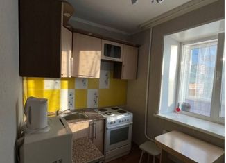 Сдаю в аренду 1-ком. квартиру, 34 м2, Хакасия, Пирятинская улица, 19Г