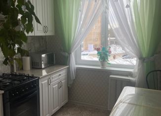 Продам двухкомнатную квартиру, 47 м2, Тольятти, улица Лизы Чайкиной, 45, Комсомольский район