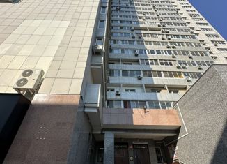 Продается однокомнатная квартира, 45.7 м2, Хабаровский край, улица Гамарника, 64