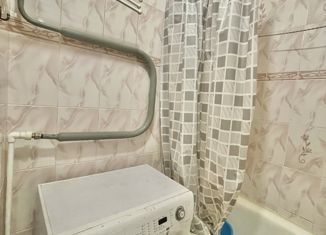 Продаю трехкомнатную квартиру, 59 м2, Воронеж, Ленинский район, улица Моисеева, 25