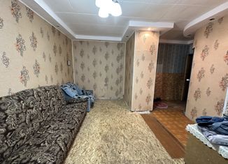 Продаю 1-ком. квартиру, 31 м2, Новотроицк, Советская улица, 67