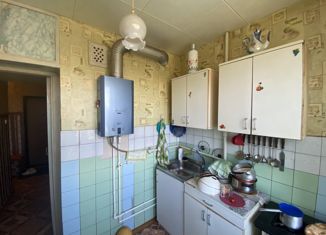 Продажа трехкомнатной квартиры, 80.8 м2, Камышин, улица Мира, 49