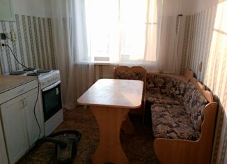 Аренда однокомнатной квартиры, 32 м2, Хабаровский край, улица Малиновского, 42