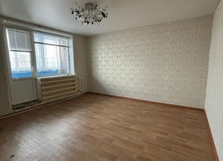 Продается 2-ком. квартира, 55.6 м2, Азнакаево, улица Султангалиева, 29А