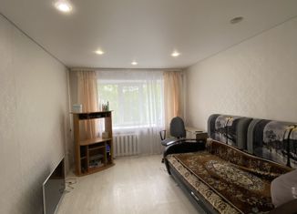 Продаю 1-комнатную квартиру, 30 м2, Казань, улица Липатова, 3