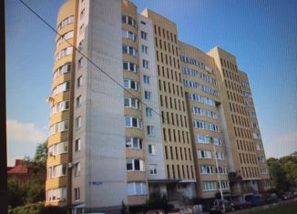 Сдается трехкомнатная квартира, 87.9 м2, Калининград, Киевская улица, 132А, Московский район