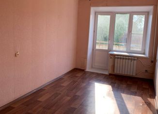 Комната на продажу, 33 м2, посёлок городского типа Красногорский, улица Пушкина, 20