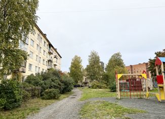 Продаю 2-ком. квартиру, 41.5 м2, Петрозаводск, Северная улица, 11, Первомайский район