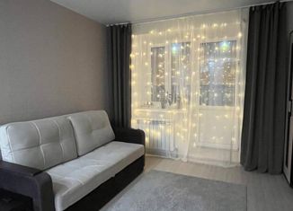 Продается 1-комнатная квартира, 36 м2, посёлок городского типа Медведево, улица Сергея Жилина, 5