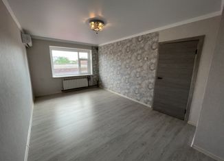 Продаю 1-ком. квартиру, 31 м2, Лабинск, улица Мира, 109А