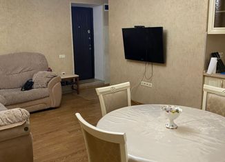 Сдам в аренду 2-комнатную квартиру, 43 м2, Махачкала, Советский район, проспект Имама Шамиля, 40А
