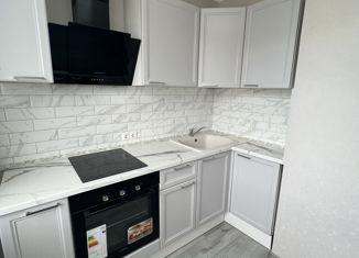 Продам однокомнатную квартиру, 38 м2, Москва, Новочеркасский бульвар, 21, метро Марьино